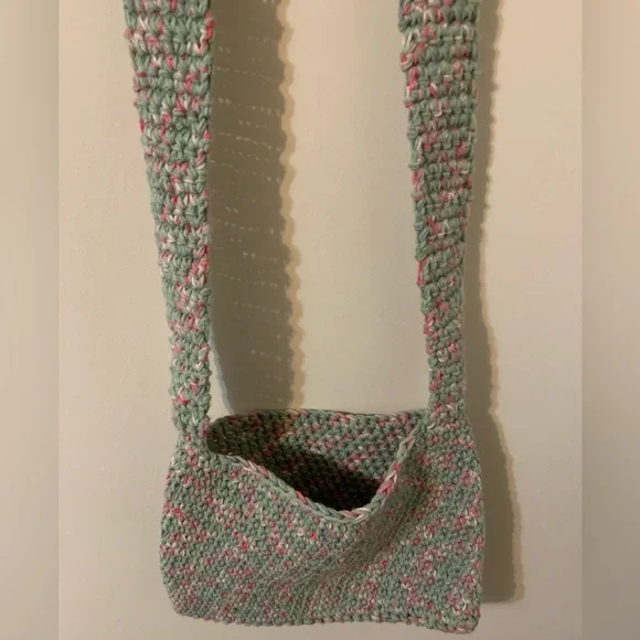 Crossbody Bag, handmade,
crocheted - Picture 8 of 15
